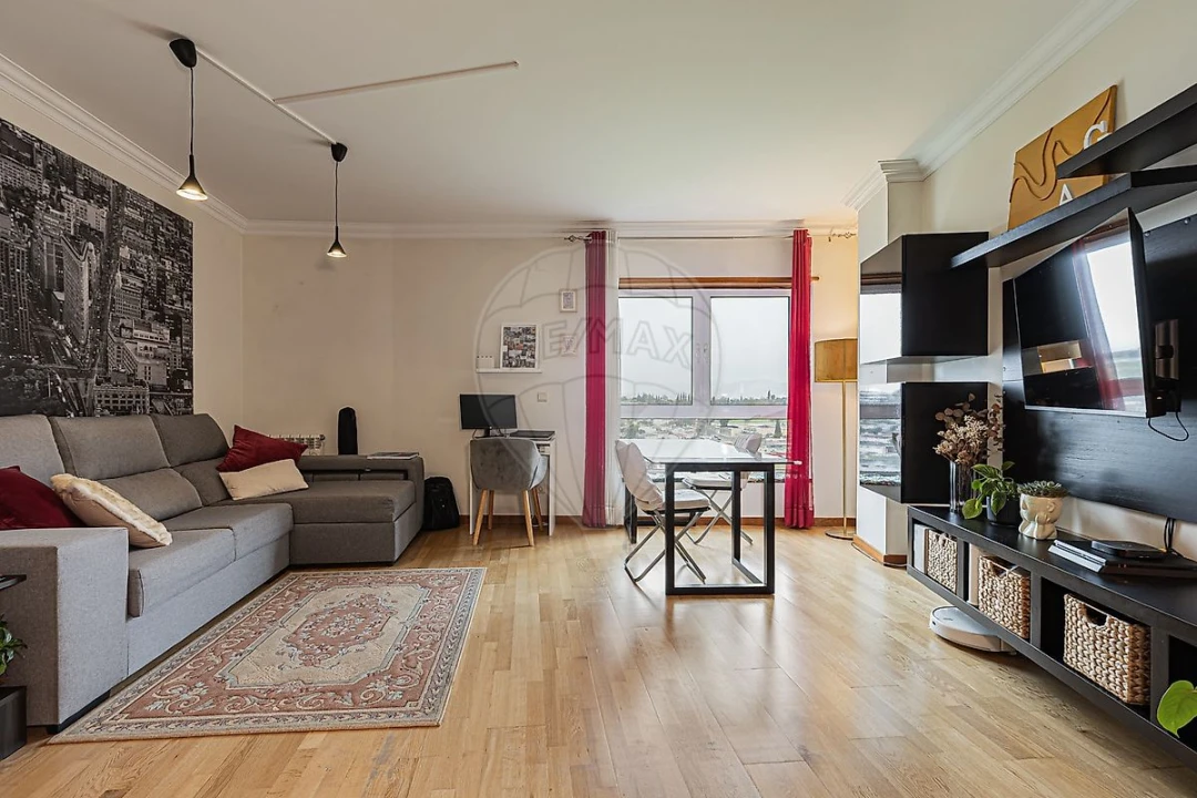Apartamento T1 para Arrendamento em Carnide Foto 2