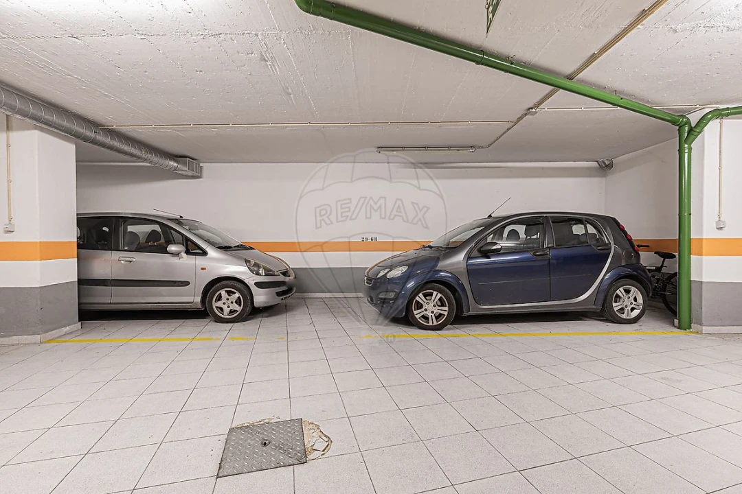 Apartamento T1 para Arrendamento em Carnide Foto 20