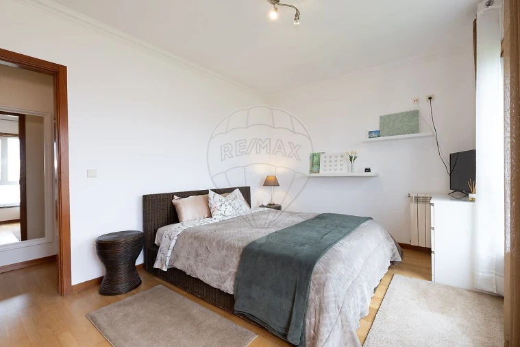 Apartamento T1 para Arrendamento em Carnide Foto 16