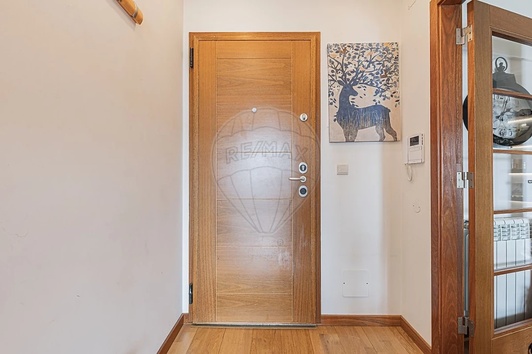 Apartamento T1 para Arrendamento em Carnide Foto 6