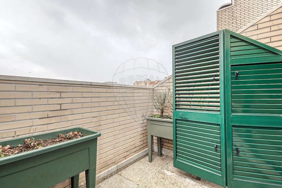 Apartamento T4 para Venda em Paranhos Foto 31