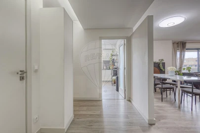 Apartamento T4 para Venda em Paranhos