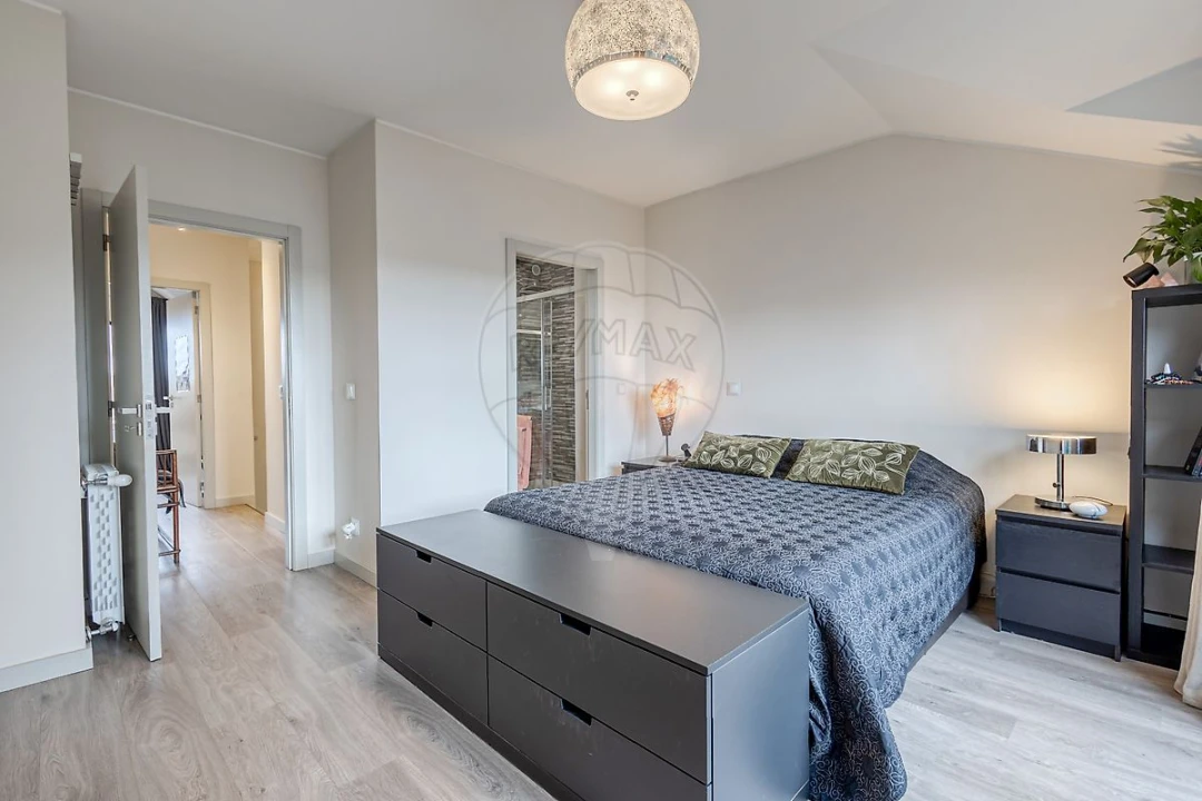 Apartamento T4 para Venda em Paranhos Foto 29