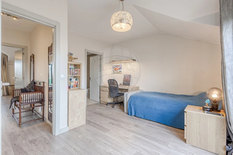 Apartamento T4 para Venda em Paranhos Foto 24