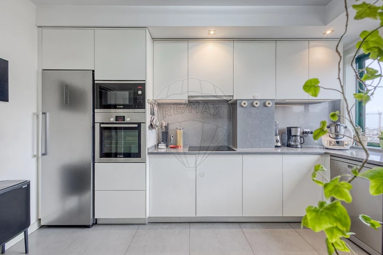 Apartamento T4 para Venda em Paranhos Foto 4