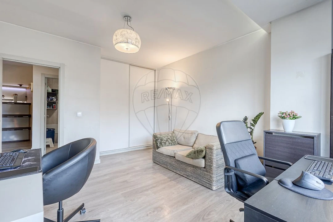Apartamento T4 para Venda em Paranhos Foto 20