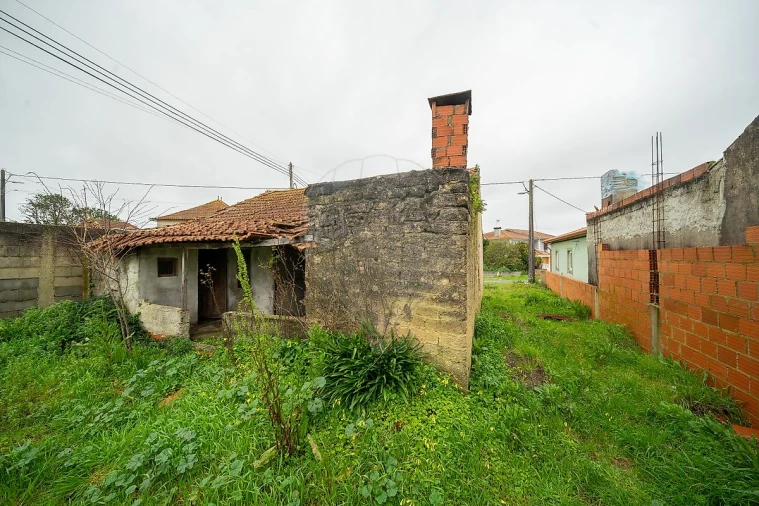 Moradia T2 para Venda em Covões e Camarneira Foto 6