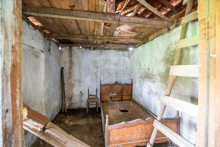 Moradia T2 para Venda em Covões e Camarneira Foto 9