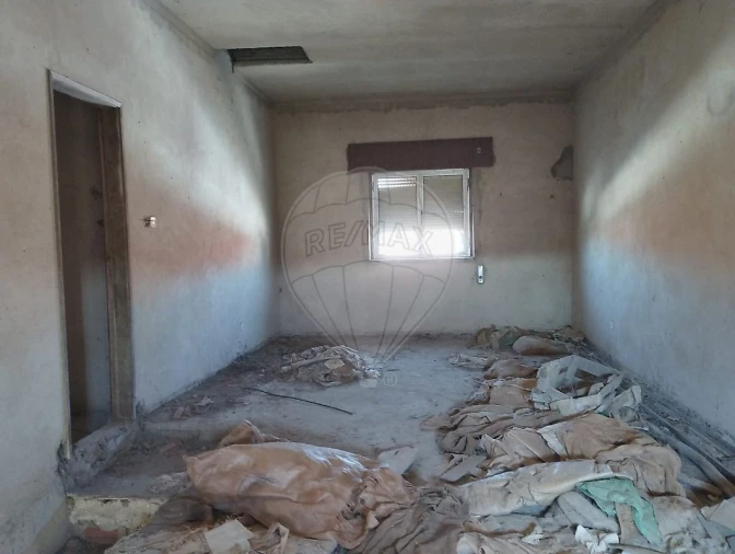 Moradia T3 para Venda em Vale de Santiago Foto 13