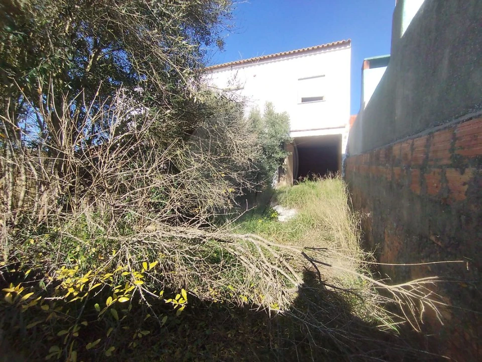 Moradia T3 para Venda em Vale de Santiago Foto 11