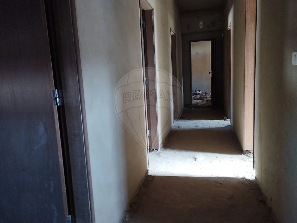 Moradia T3 para Venda em Vale de Santiago Foto 14