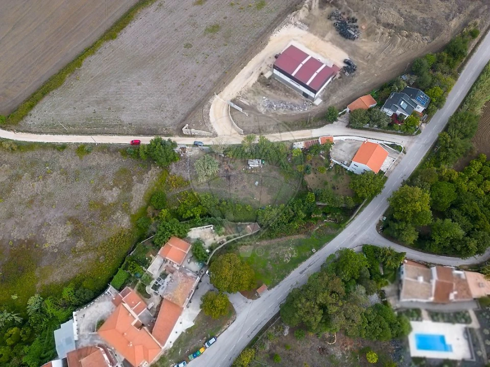 Terreno para Venda em Santo Quintino Foto 2