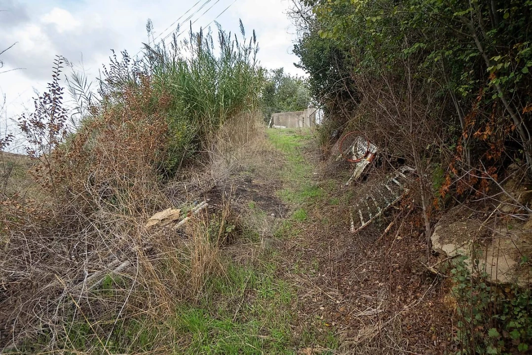 Terreno para Venda em Santo Quintino Foto 12