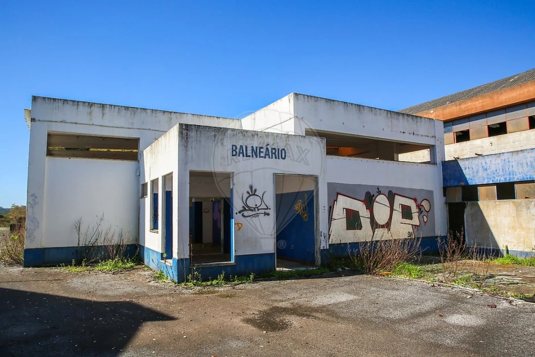 Armazém para Venda em Aveiras de Baixo Foto 1