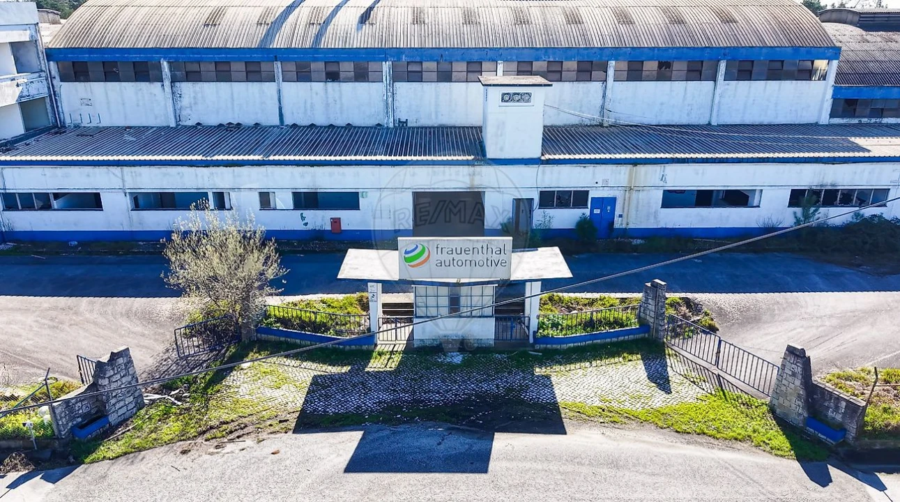 Armazém para Venda em Aveiras de Baixo Foto 32