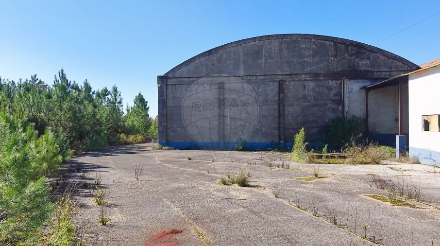Armazém para Venda em Aveiras de Baixo Foto 41