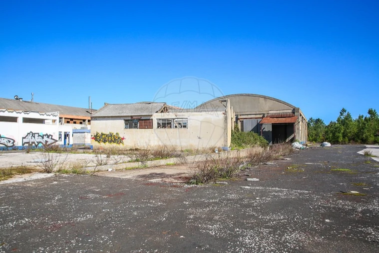 Armazém para Venda em Aveiras de Baixo Foto 7