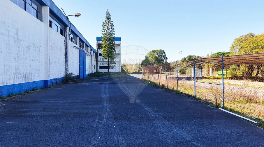 Armazém para Venda em Aveiras de Baixo Foto 35