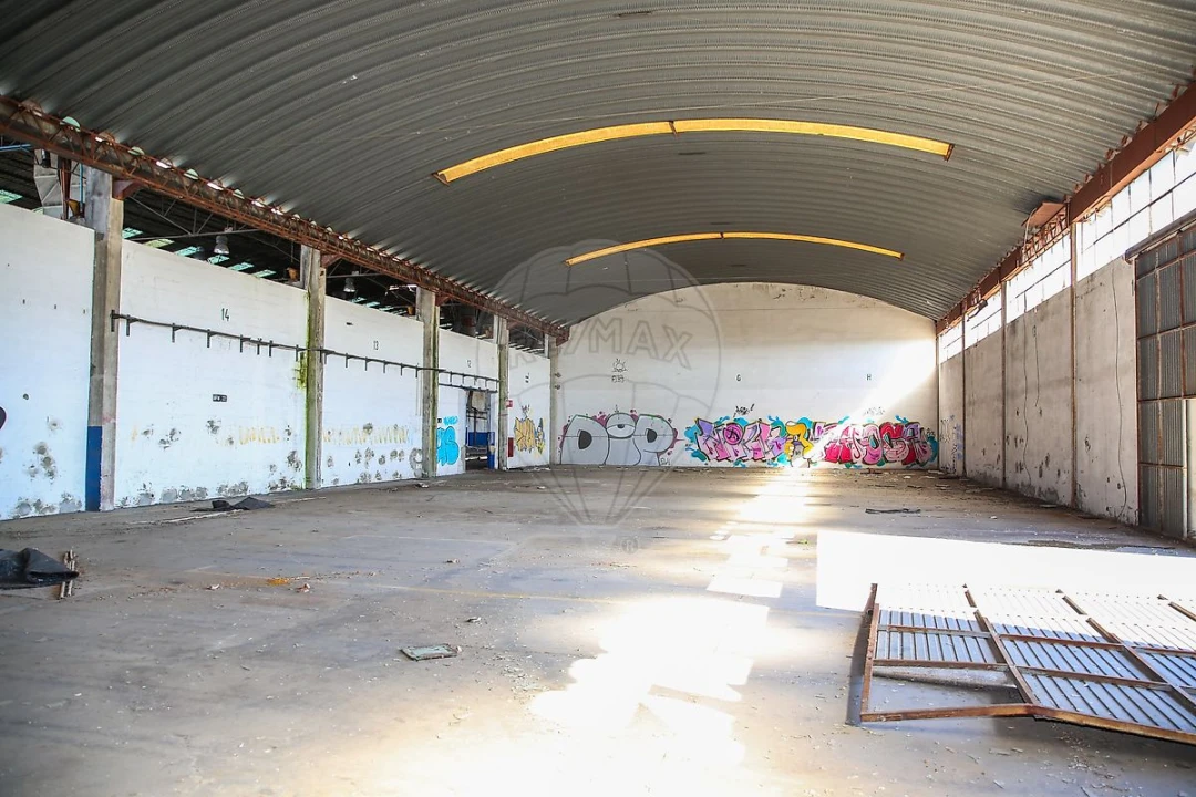Armazém para Venda em Aveiras de Baixo Foto 9