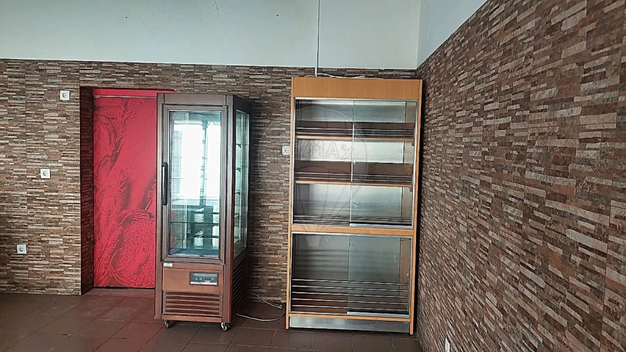 Loja para Venda em Aveiras de Cima Foto 14