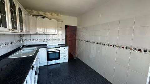 Apartamento T3 para Venda em Alto do Seixalinho, Santo André e Verderena