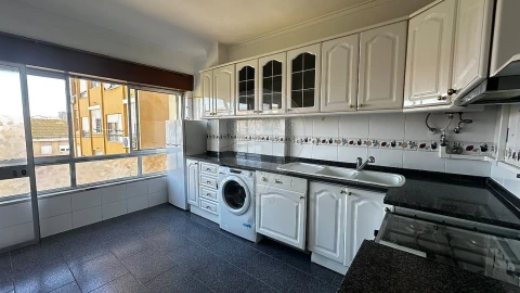 Apartamento T3 para Venda em Alto do Seixalinho, Santo André e Verderena