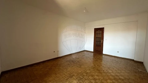 Apartamento T3 para Venda em Alto do Seixalinho, Santo André e Verderena