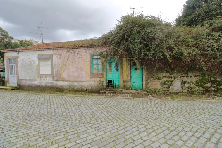 Moradia T2 para Venda em Aguas Santas Foto 8