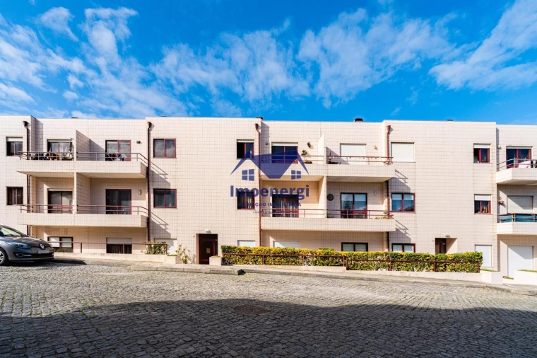 Apartamento T3 para Venda em Azurara Foto 25