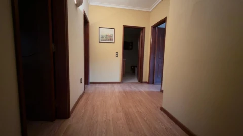 Moradia T5 para Venda em Eixo e Eirol