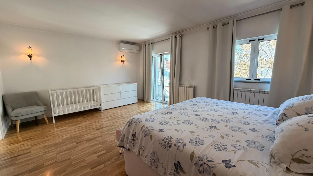 Moradia T5 para Venda em Rio de Loba Foto 16