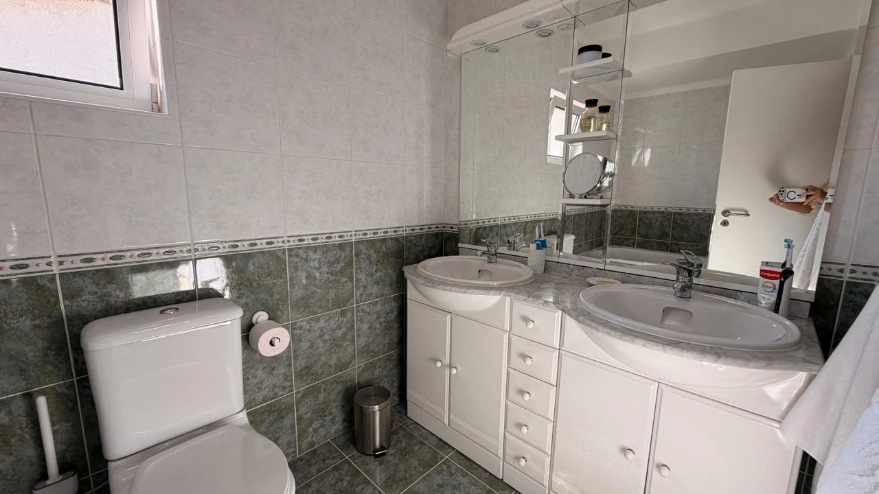 Moradia T5 para Venda em Rio de Loba Foto 26