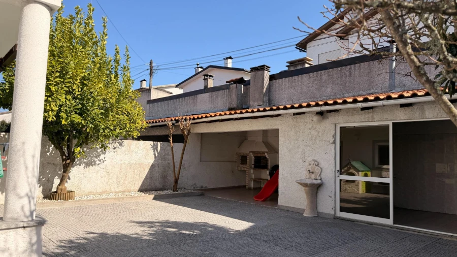 Moradia T5 para Venda em Rio de Loba Foto 4