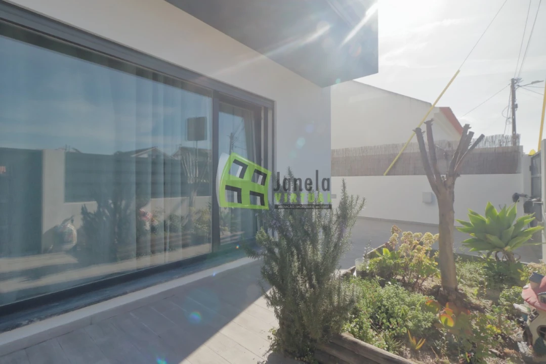 Moradia T3 para Venda em Quinta do Conde Foto 32