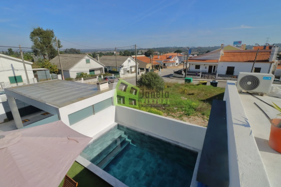 Moradia T3 para Venda em Quinta do Conde Foto 2