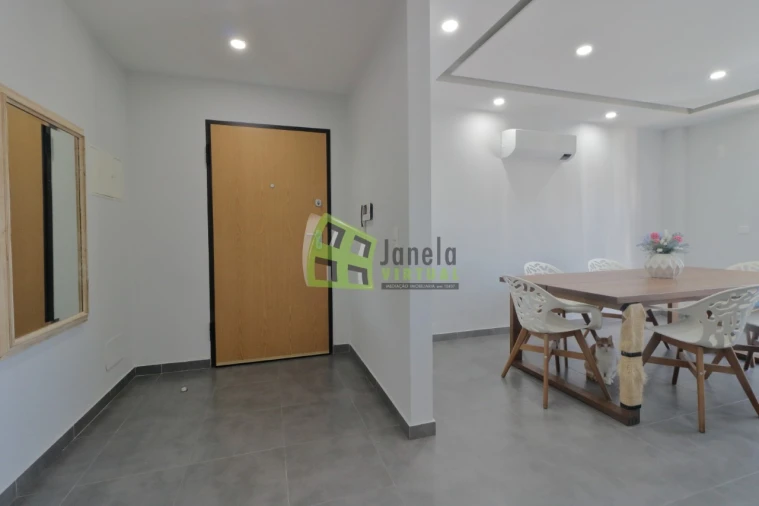 Moradia T3 para Venda em Quinta do Conde Foto 11