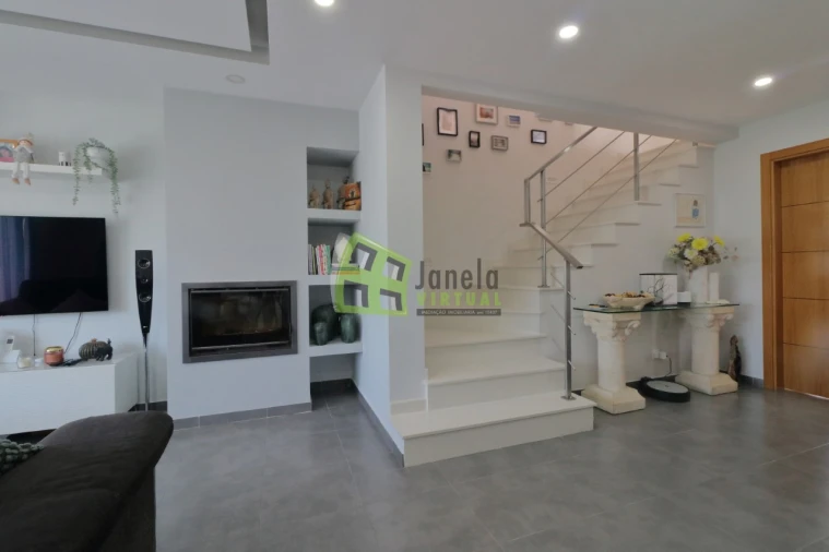 Moradia T3 para Venda em Quinta do Conde Foto 12