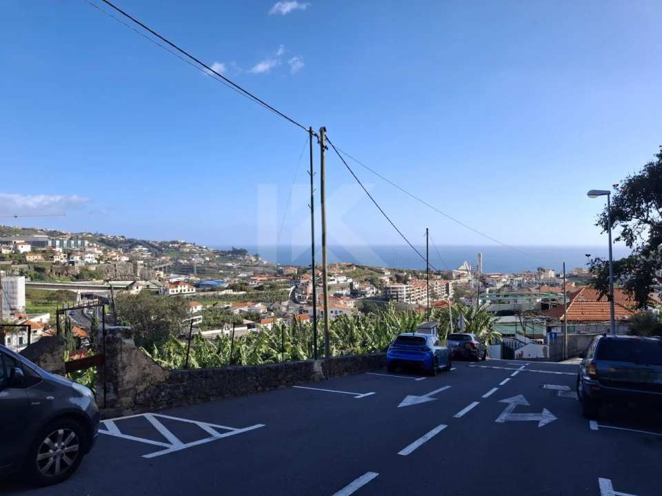 Apartamento T3 para Arrendamento em Camara de Lobos Foto 33