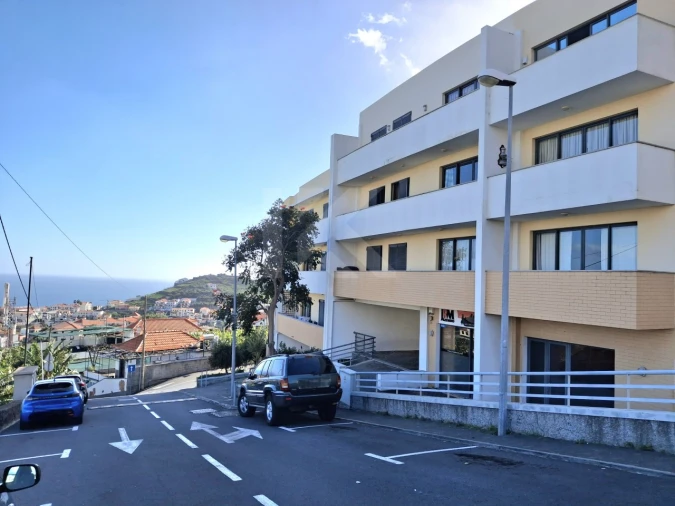 Apartamento T3 para Arrendamento em Camara de Lobos Foto 31