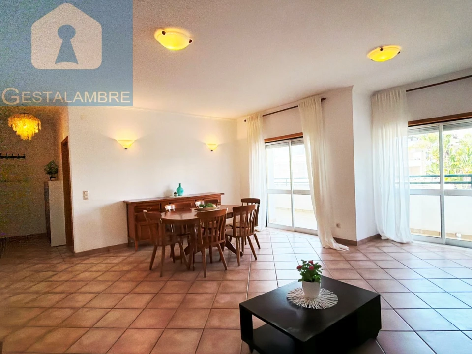 Apartamento T2 para Arrendamento em Albufeira e Olhos de Água Foto 3