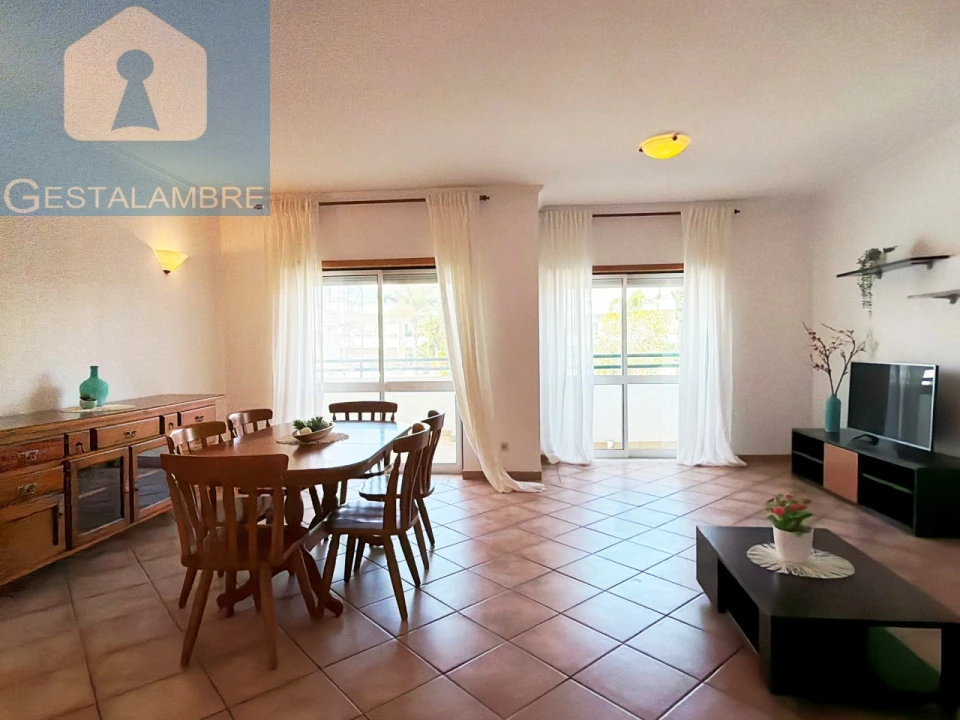 Apartamento T2 para Arrendamento em Albufeira e Olhos de Água Foto 5