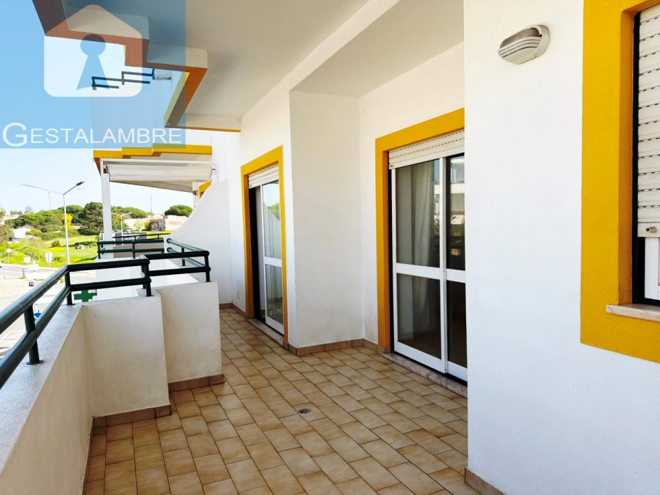 Apartamento T2 para Arrendamento em Albufeira e Olhos de Água Foto 10