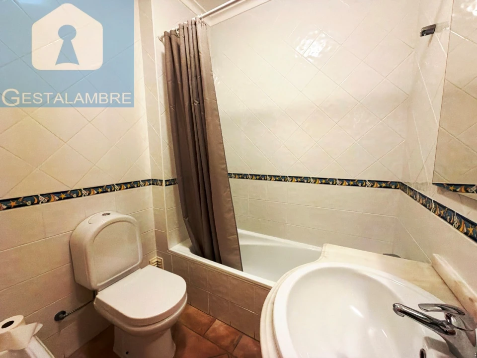 Apartamento T2 para Arrendamento em Albufeira e Olhos de Água Foto 11