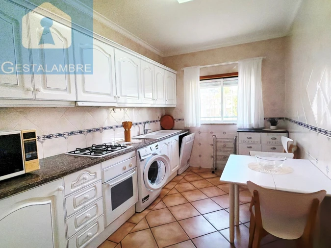 Apartamento T2 para Arrendamento em Albufeira e Olhos de Água Foto 7