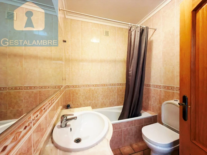 Apartamento T2 para Arrendamento em Albufeira e Olhos de Água Foto 20