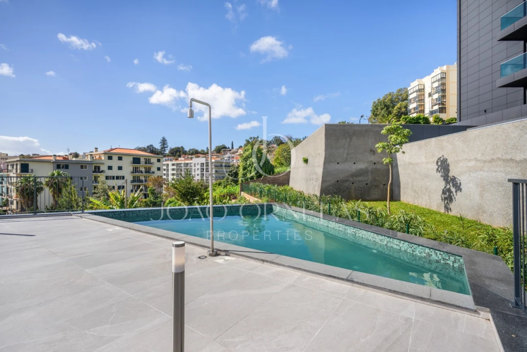 Apartamento T2 para Venda em São Martinho Foto 27