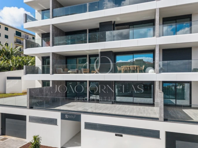 Apartamento T2 para Venda em São Martinho Foto 4