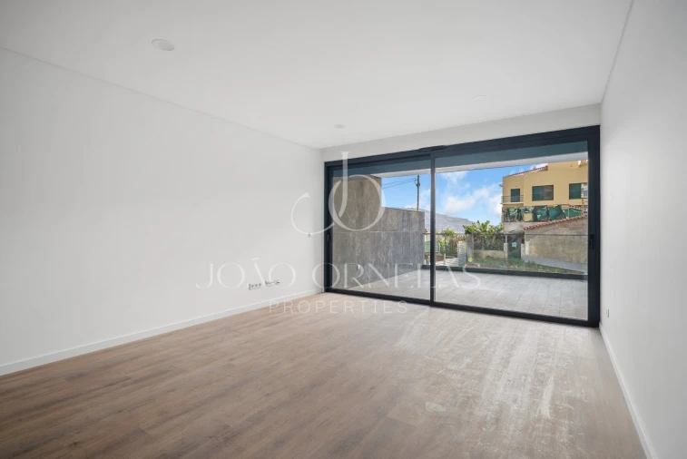 Apartamento T2 para Venda em São Martinho Foto 10