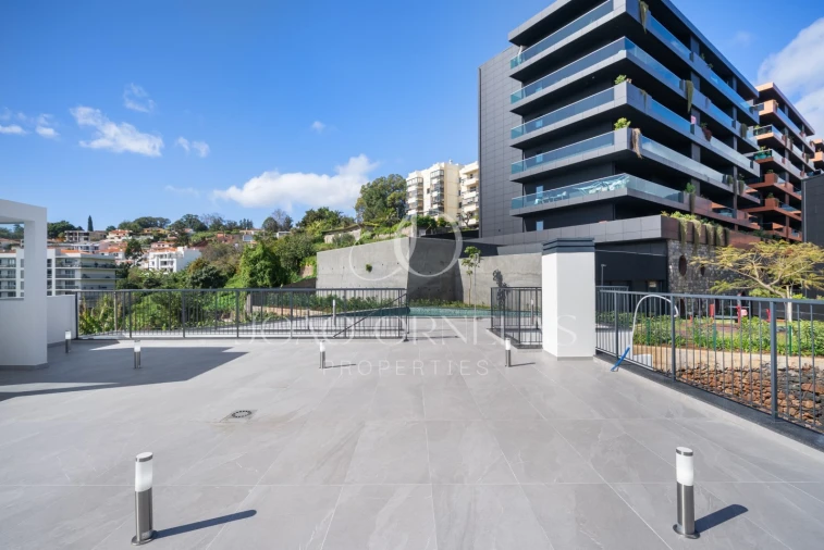 Apartamento T2 para Venda em São Martinho Foto 31