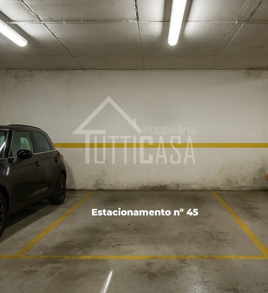 Negócio para Venda em Venda do Pinheiro e Santo Estêvão das Galés Foto 2